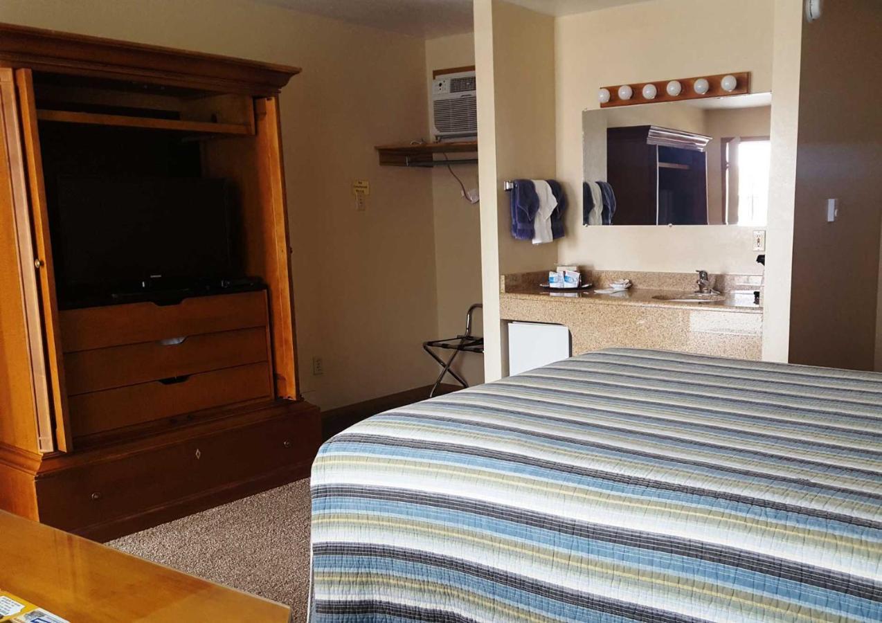Bristlecone Motel Эли Экстерьер фото